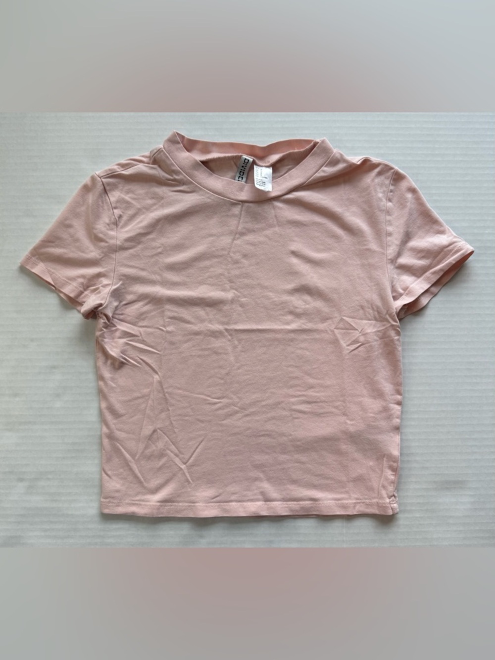 H&M Divided Fitted Short Sleeve Crop Top Pink Peach Size M